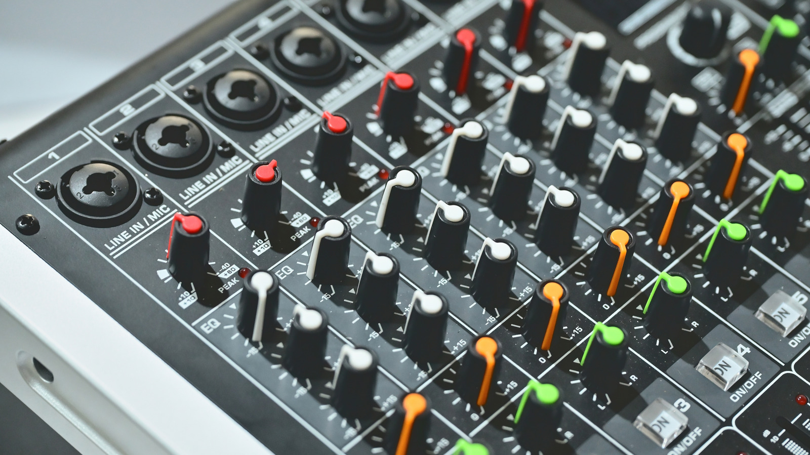 5 Best Audio Mixers for Creators: 2026 Editor's Picks