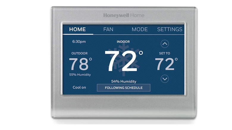 Honeywell Home T10 Pro thermostat display showing detailed climate control settings.